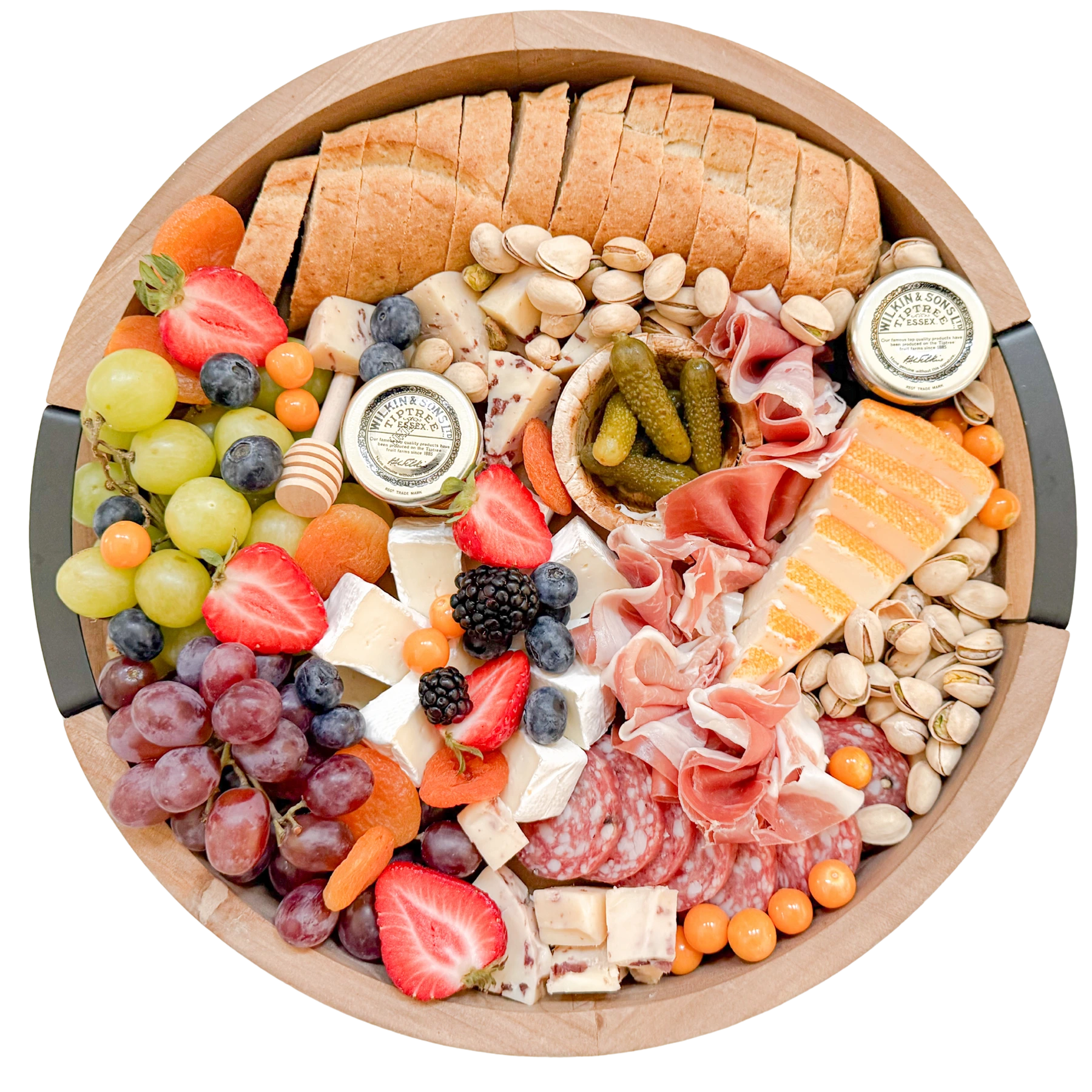 Fork and Flare gluten-free charcuterie board in Orange County with cheeses, fruits, veggies, and crackers, perfect for events and catering.