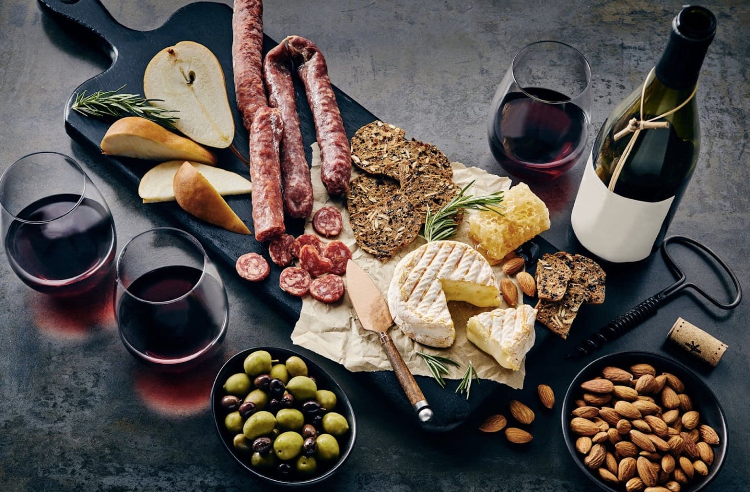 the-art-of-pairing-wines-with-charcuterie