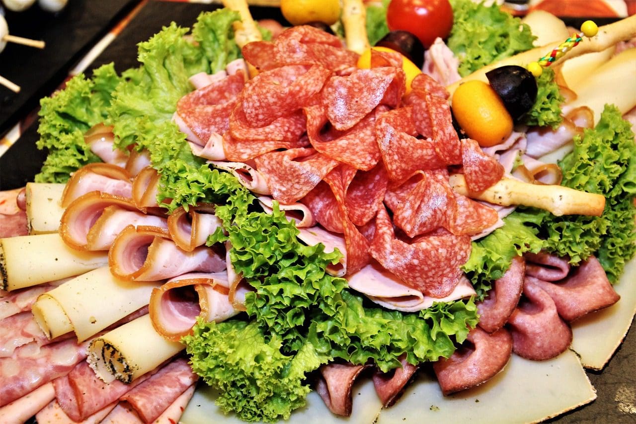 the Basics of a Charcuterie Board